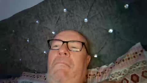 Snapshot of 211scudder chatting on 12-23-25, 09:40 211skoosh online show from 12-23-25, 09:40