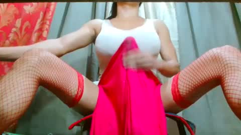 Snapshot of 21cmmusclecockts chatting on 01-06-25, 12:05 mharjorie online show from 01-06-25, 12:05