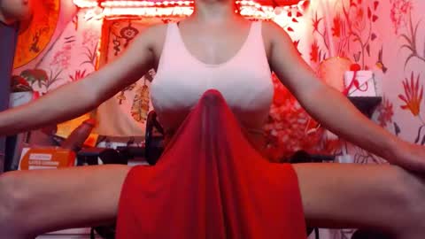 Snapshot of 21cmmusclecockts chatting on 10-31-25, 03:13 mharjorie online show from 10-31-25, 03:13