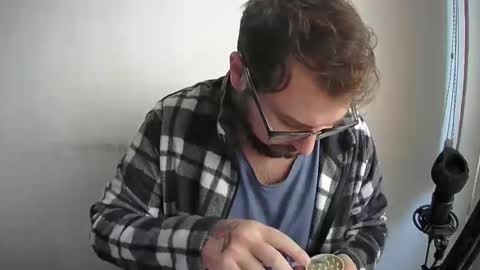 21jus online show from 12-15-25, 09:46