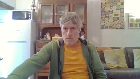 22esserre online show from 04-23-26, 12:29