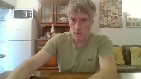 Snapshot of 22esserre chatting on 05-08-26, 11:59 22esserre online show from 05-08-26, 11:59