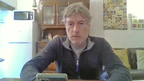 Snapshot of 22esserre chatting on 05-12-26, 11:40 22esserre online show from 05-12-26, 11:40