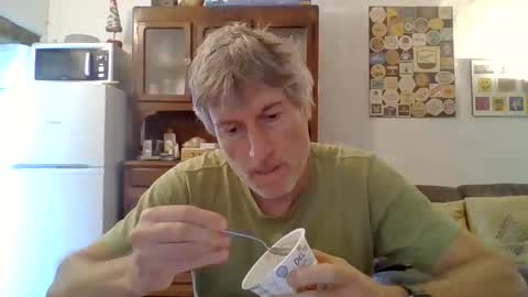 Snapshot of 22esserre chatting on 05-27-26, 11:51 22esserre online show from 05-27-26, 11:51