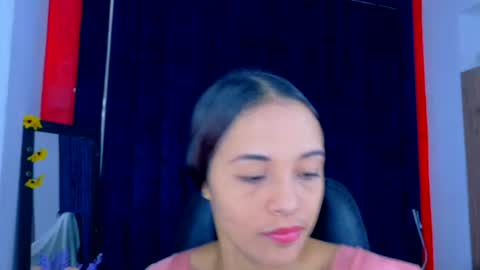 Isabella online show from 06-12-26, 12:04