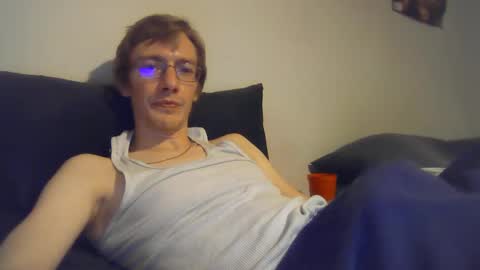 Snapshot of 2big2hype chatting on 01-06-25, 04:47 cheif online show from 01-06-25, 04:47