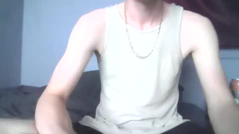 Snapshot of 2big2hype chatting on 10-20-25, 01:28 cheif online show from 10-20-25, 01:28