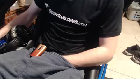 Snapshot of 2big2hype chatting on 11-21-25, 02:43 cheif online show from 11-21-25, 02:43