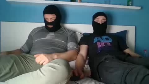 2frenchfriends online show from 01-10-25, 10:04