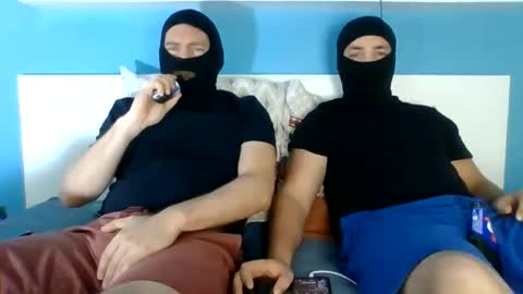 2frenchfriends online show from 06-06-26, 09:19