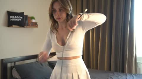 Elley  online show from 05-19-26, 02:34