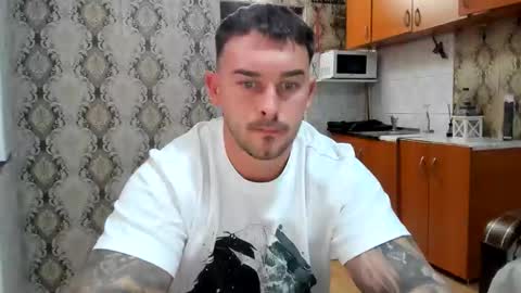 2sexymuscles online show from 10-27-25, 08:57