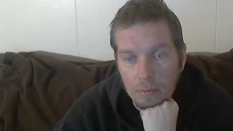 2small4you83 online show from 01-06-25, 11:31