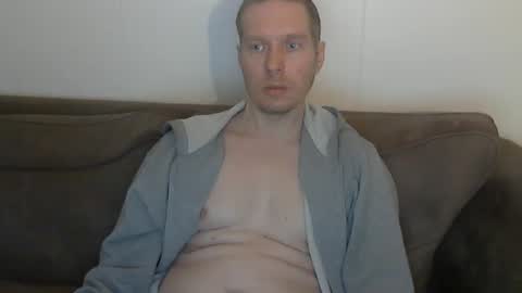 2small4you83 online show from 02-13-26, 11:28