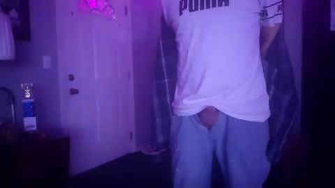 Snapshot of 2stroke82 chatting on 01-13-25, 10:03 2stroke82 online show from 01-13-25, 10:03