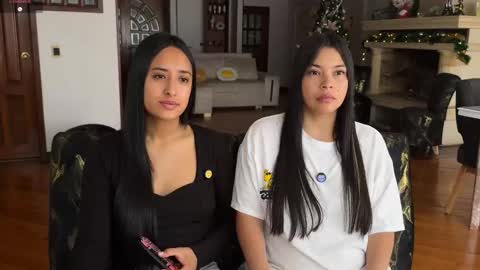 Snapshot of 2summerlove2 chatting on 11-25-25, 02:28 Dalilah and Tarah online show from 11-25-25, 02:28