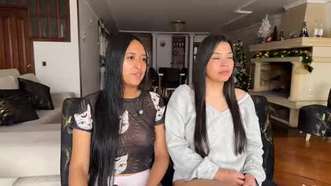 Snapshot of 2summerlove2 chatting on 12-22-25, 02:47 Dalilah and Tarah online show from 12-22-25, 02:47