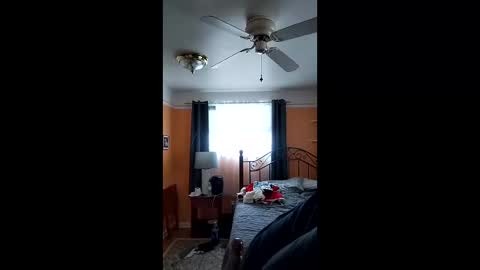 Snapshot of 32666damon chatting on 12-14-25, 06:23 32666damon online show from 12-14-25, 06:23