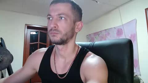 Snapshot of 33377alex77333 chatting on 11-10-25, 06:29 33377alex77333 online show from 11-10-25, 06:29