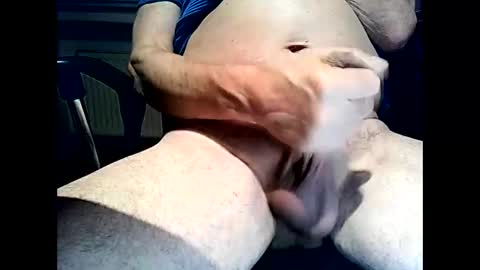 Snapshot of 35cam chatting on 12-02-24, 09:39 35cam online show from 12-02-24, 09:39