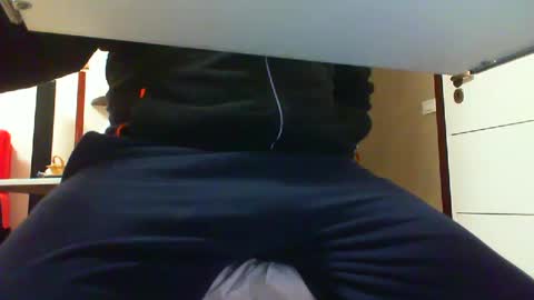 Snapshot of 3funlover chatting on 02-28-25, 09:01 3funlover online show from 02-28-25, 09:01