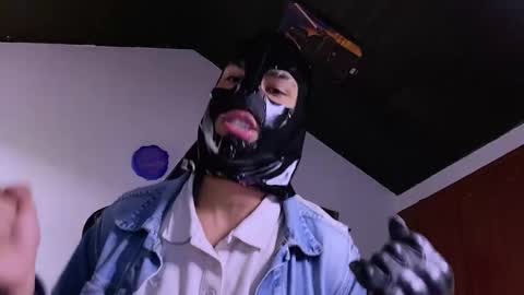 Snapshot of 3v1l_ chatting on 01-09-26, 09:05 E V I L online show from 01-09-26, 09:05