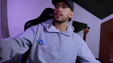 Snapshot of 3v1l_ chatting on 01-31-26, 11:14 E V I L online show from 01-31-26, 11:14