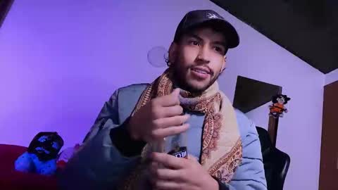 Snapshot of 3v1l_ chatting on 02-18-26, 11:22 E V I L online show from 02-18-26, 11:22