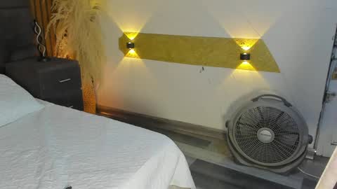 3X NAXAA online show from 04-14-26, 01:06