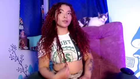 Snapshot of 420viol3ta_ chatting on 06-14-26, 12:08 Violeta online show from 06-14-26, 12:08