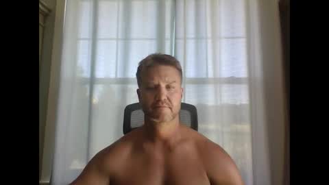 Snapshot of 45andfit chatting on 10-09-25, 02:59 45andfit online show from 10-09-25, 02:59