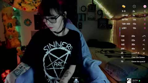 Snapshot of 4kfucktoy chatting on 03-11-25, 05:27 Mo online show from 03-11-25, 05:27