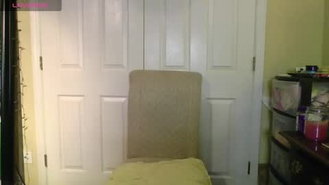 Snapshot of 4ustyn chatting on 12-04-25, 02:32 4ustyn online show from 12-04-25, 02:32