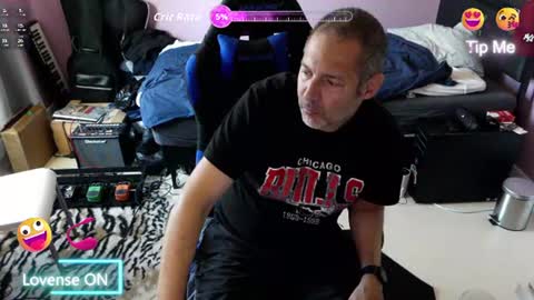 Larese Carlo online show from 07-28-26, 09:26