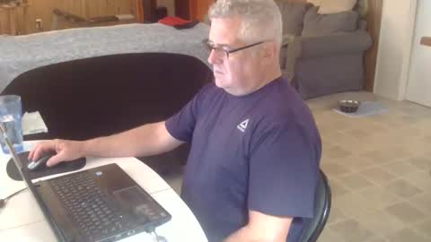 Snapshot of 55mnc chatting on 11-21-25, 02:38 Joe online show from 11-21-25, 02:38