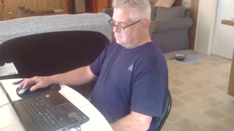 Snapshot of 55mnc chatting on 11-25-25, 05:02 Joe online show from 11-25-25, 05:02