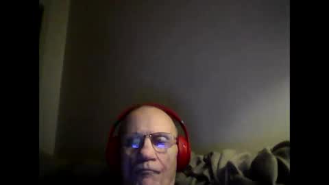 Zeus online show from 11-10-25, 11:42