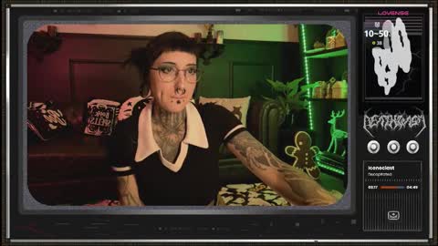 Snapshot of 666deathgasm chatting on 11-28-25, 07:16 Juune online show from 11-28-25, 07:16