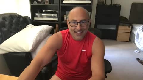 daddy vegas  for single women and couples here online show from 03-07-26, 07:11