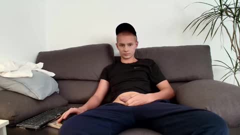 chico online show from 11-09-25, 03:21