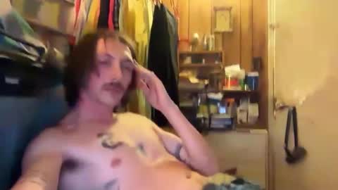 Snapshot of 69j0hndo chatting on 02-14-25, 10:49 FUCKR online show from 02-14-25, 10:49