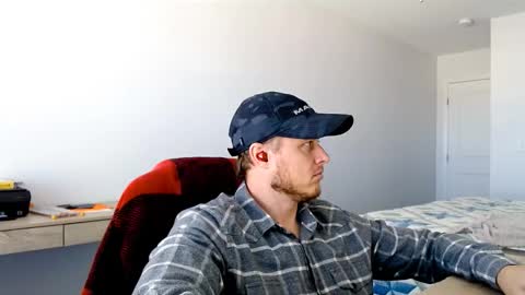 Mav69 online show from 12-16-25, 04:45