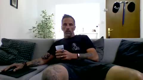 Num online show from 05-17-26, 01:07