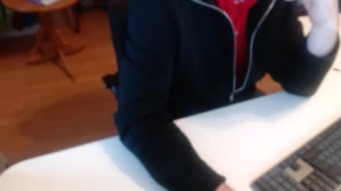 Snapshot of 69pifpaf chatting on 12-19-24, 10:02 69pifpaf online show from 12-19-24, 10:02