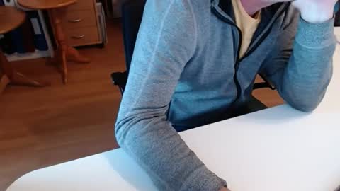 Snapshot of 69pifpaf chatting on 10-04-25, 08:45 69pifpaf online show from 10-04-25, 08:45