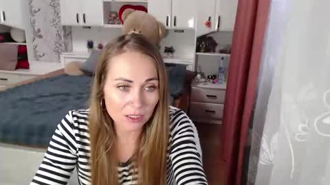 Snapshot of 69sexysecret691984 chatting on 02-25-26, 12:48 69sexysecret691984 online show from 02-25-26, 12:48