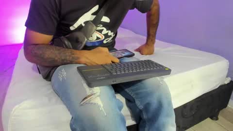 Snapshot of 6_bunny_9 chatting on 02-02-25, 04:00 Celeste online show from 02-02-25, 04:00