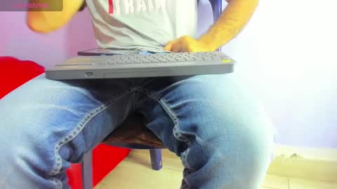 Snapshot of 6_bunny_9 chatting on 02-17-25, 12:43 Celeste online show from 02-17-25, 12:43