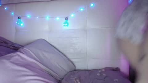 Snapshot of 6a6yface chatting on 12-18-24, 12:18 lil J online show from 12-18-24, 12:18