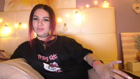 Snapshot of 6a6yface chatting on 02-07-25, 12:17 lil J online show from 02-07-25, 12:17